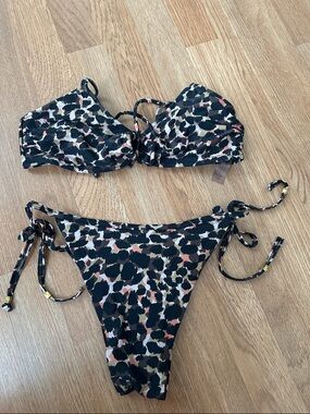 Fashion Nova Black Leopard Print Tie-Side Bikini